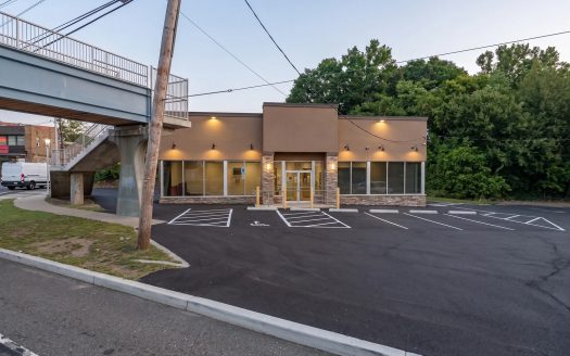 Former Moe’s Southwest Grill – 165 Route 46