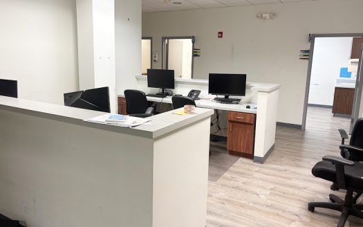 Medical/Professional Office Space – 228 Franklin Avenue